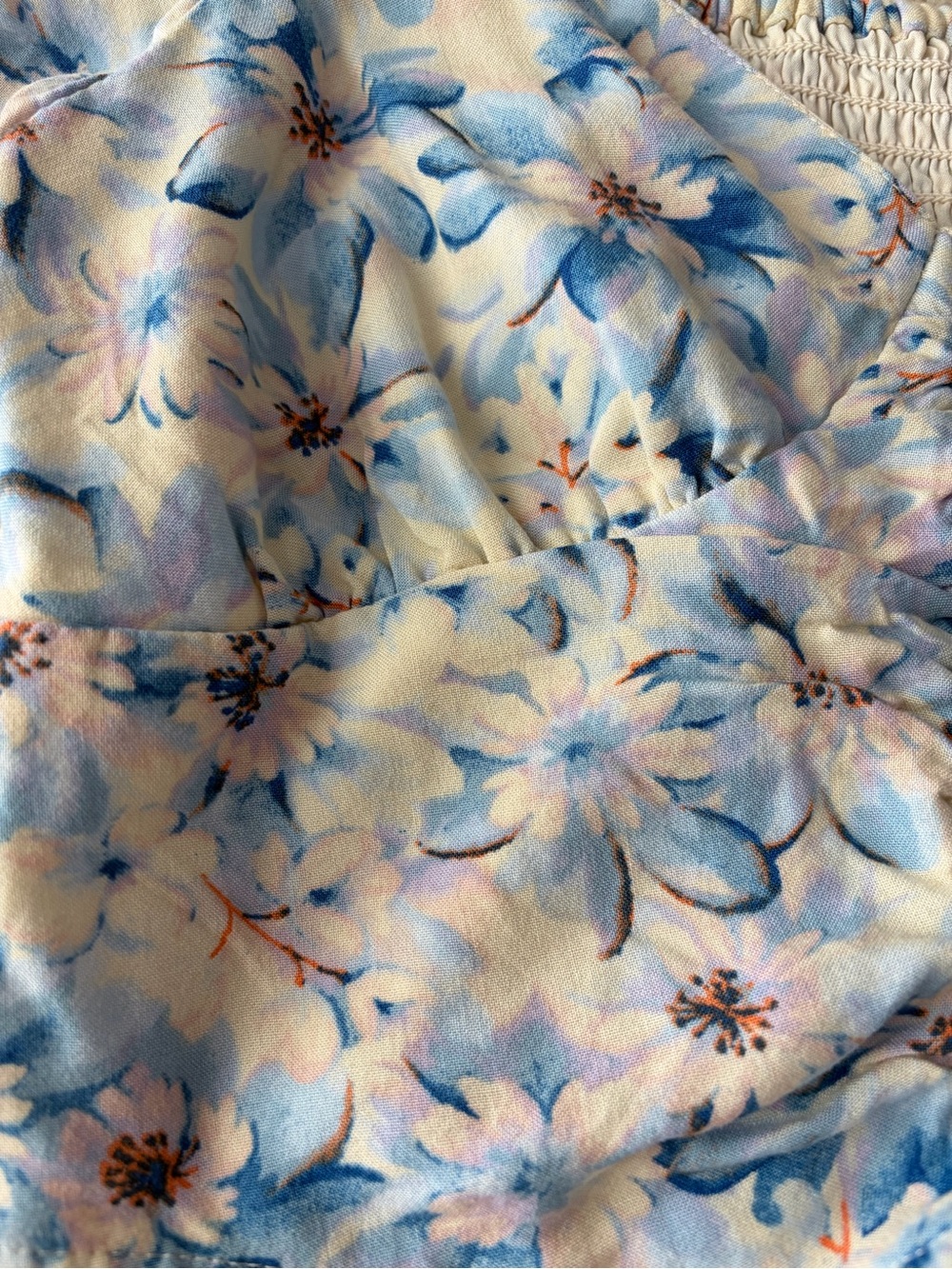 American Eagle Outfitters Light Blue Floral Ruched Crop Top - Picture 2 of 5